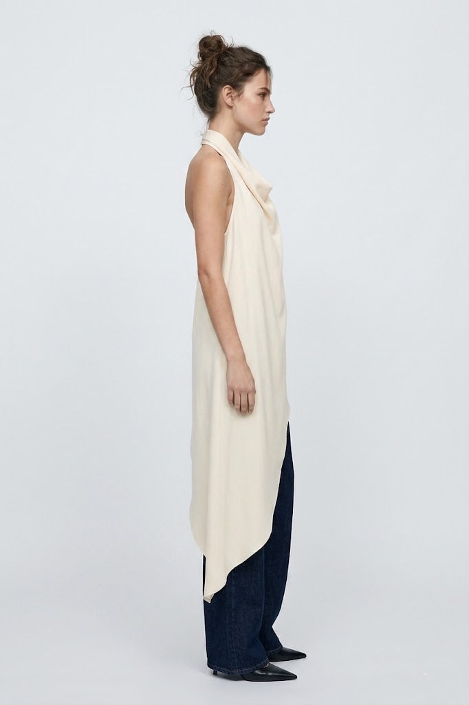Ekru Asimetrik Kesim Degaje Yaka Halter Bluz