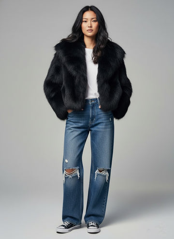 Siyah Şal Yaka Suni Kürk