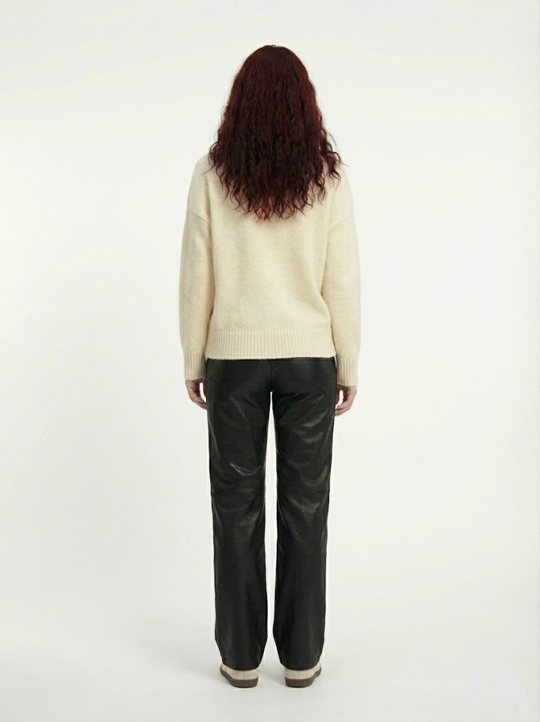 Krem Yarım Balıkçı Yaka Triko Kazak