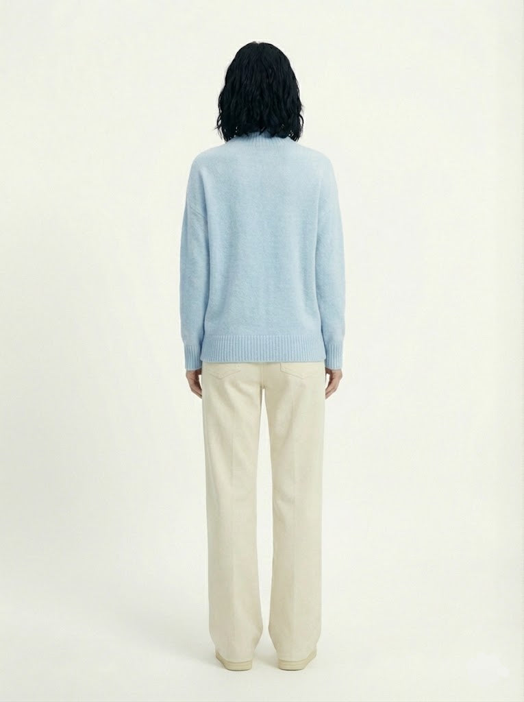 Bebek Mavisi Yarım Balıkçı Yaka Triko Kazak